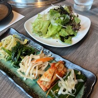 近江うし焼肉 にくTATSU 日本橋室町店 - 