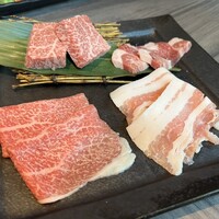 近江うし焼肉 にくTATSU 日本橋室町店 - 