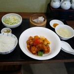彩食中華 中の家 - 