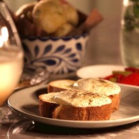 ゴルゴンゾーラといずみつのブルスケッタ