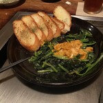 弁兵衛 - ウニホーレン　フランスパンに載せて