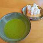 金沢犀川温泉 川端の湯宿 滝亭 - ウェルカム抹茶