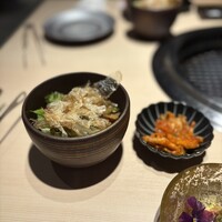 焼肉料理 牛吉日和 - 
