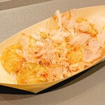 BORDEAUX1901 - 料理写真:たこ焼き8個　¥500