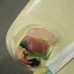 近畿大学水産研究所 - マグロとカンパチのお寿司