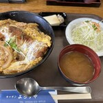 キッチン よろずや - カツ丼定食1150円