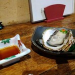 しゃんしゃん亭  - 待ってました!!岩牡蠣!!