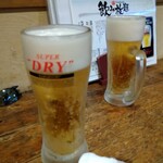 しゃんしゃん亭  - ビールはアサヒのスーパードライです。神泡最高(笑)