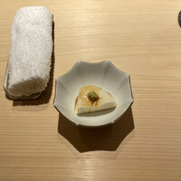 鮨 由う - 