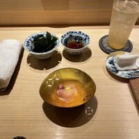 鮨 由う - 