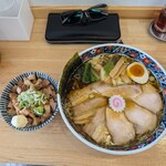 自家製手打 中華そば みの八 - 