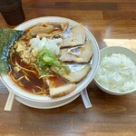 柏 濃麺や 39名 - 
