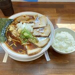 柏 濃麺や 39名 - 