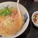 鶏そば 三歩一 - 