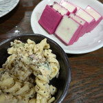 もつ焼き よう山 - いつものマカロニサラダに酢豆腐でしっぽり♪