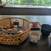 韻松亭 - 