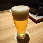 おさ亭 - ビールで乾杯