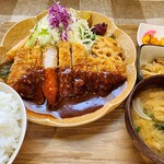 洋食キッチン ツカダ - キッチンツカダのデミカツ御膳