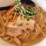 芳醇追い鶏節らーめん(しお)(780円)＋大盛り無料