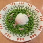 サイゼリヤ - 柔らか青豆の温サラダ