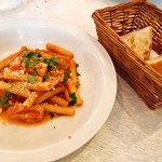 ピッツェリア ダ チロ - 豚スネ肉のトマトソース煮込みズィート ＆ 自家製フォカッチャ