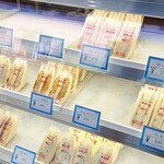 カリーナ - メニュー