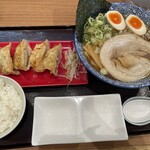 浜太郎餃子センター - 