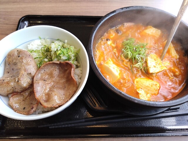 韓丼 七ツ島店 - 坂之上/韓国料理 | 食べログ