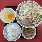 ラーメン もっけだの - 『朝食 ラーメンニンニク野菜マシマシ＋メンマ』