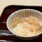 木佐貫 - 卵かけご飯鰹節