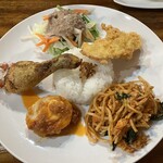 スカスカ - ランチ　ナシチャンプル　¥1,100