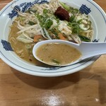 肉マシ鉄板食堂 - 【味噌豚骨ラーメン＝スープ】