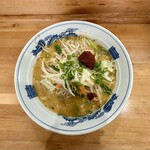 肉マシ鉄板食堂 - 【味噌豚骨ラーメンtpヤサイsv辛味】