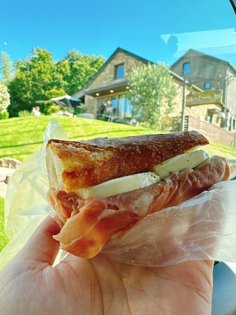 パンの丘 by 24400930 : 丘の上のパン屋 - あざみ野/パン | 食べログ