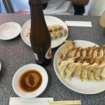 ぎょうざ専門店 赤萬 - 