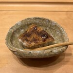 鮨 匠海 - 「紅瞳」(のどぐろのブランド名)の炭火焼きの小丼