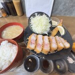 とんかつ sawa - 認定山形豚リブロース(200g)+エビフライ(\2,250)