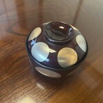 小判寿司 - しじみの赤だしお味噌汁