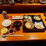 多きち - 料理写真:人気がありそうな

●松花堂　1,200 円

を注文してみた