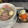 宍道湖しじみ中華蕎麦 琥珀 池袋店