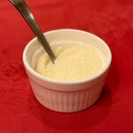 銀座イタリー亭 - パルメザンチーズ ココット（25g）