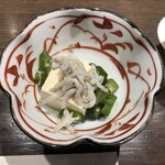 蕎麦蔵　結 - お通し（冷奴）：３５０円