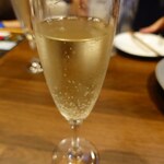 肉とワインのイタリアン酒場more - 泡