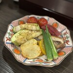 ビーフステーキ ニューカルネ - 焼き野菜盛り