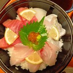 瀬戸内味覚処 芸州 本店 - 海鮮丼