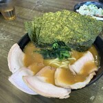 横浜家系らーめん 天王家 - チャーシュー麺 のりトッピング