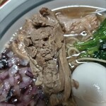 おおぜき中華そば店 - 塊肉のチャーシュー。