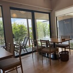 Tsuboi - 有4个桌子座位