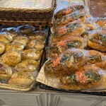 石窯パンの店 ゴッホ - タイ風焼きそばパンはvery good‼️