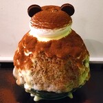 京氷ゆきみ庵 - 見た目、クマさんの形をしていて、ココアパウダーがたっぷりかかっているかき氷〜!! 頭は、マスカルポーネクリームでできており、クッキーが耳になっている〜!! 氷にも、たっぷりのマスカルポーネクリームがかかっている～!!( ^o^)ﾉ